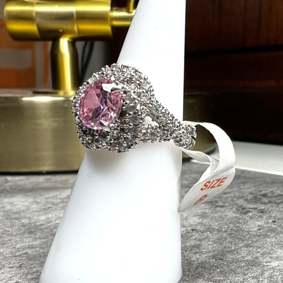 Ring Bomb Party RIng, size 6, NWOT - Picture 4 of 7